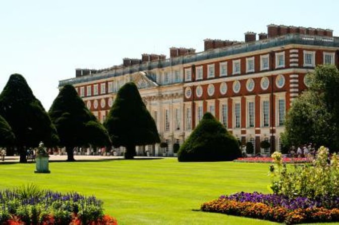Dark History of the Tudors: Private Tour of Hampton Court Palace - Key points to know