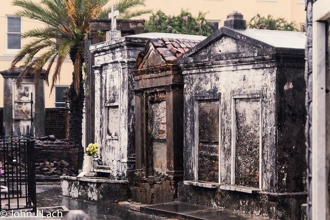 Dark History Tour In New Orleans - City Hall, Spanish rule, and the years before the Civil War