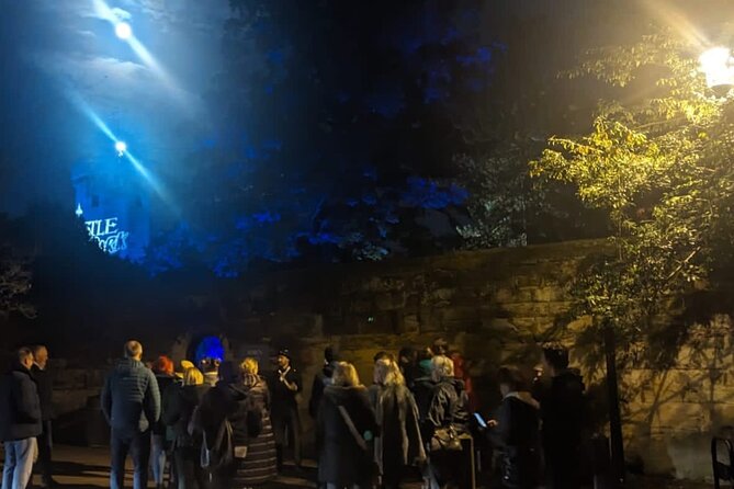 Dark History Walking Tour in Warwick - Warwick Castle gets a crime story of its own