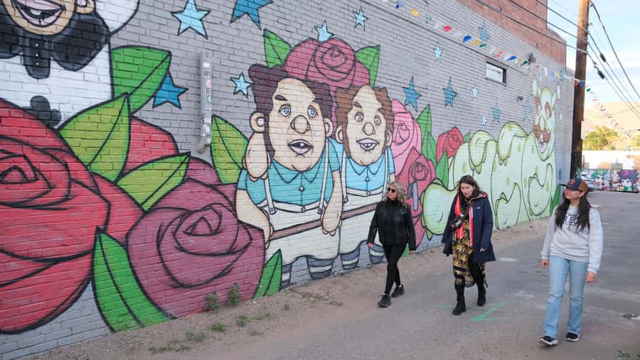 Dark Side of Denver – RiNo’s True Crime and Murals Tour - Food and craft beer along the two-mile route