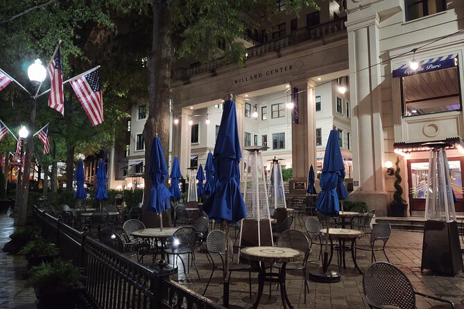 DC Ghosts Boos and Booze Haunted Pub Crawl By US Ghost Adventures - The Willard Hotel and the Round Robin Bar