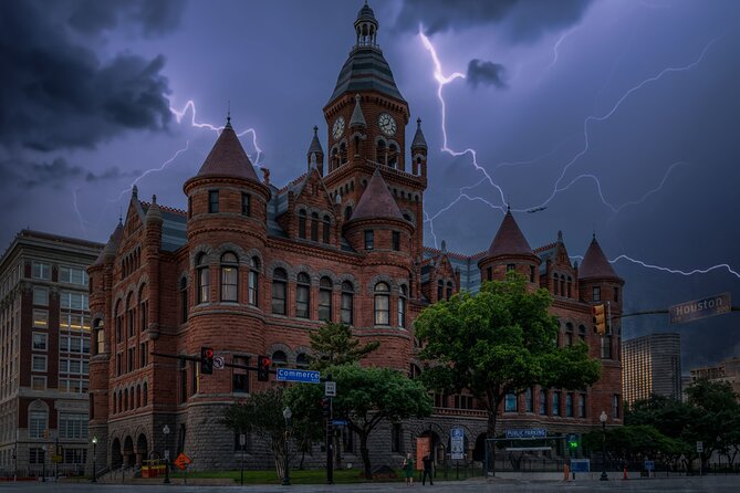 Deadly Dallas Ghost Tours: Blood, Bones, and Burials - The grassy knoll and competing theories