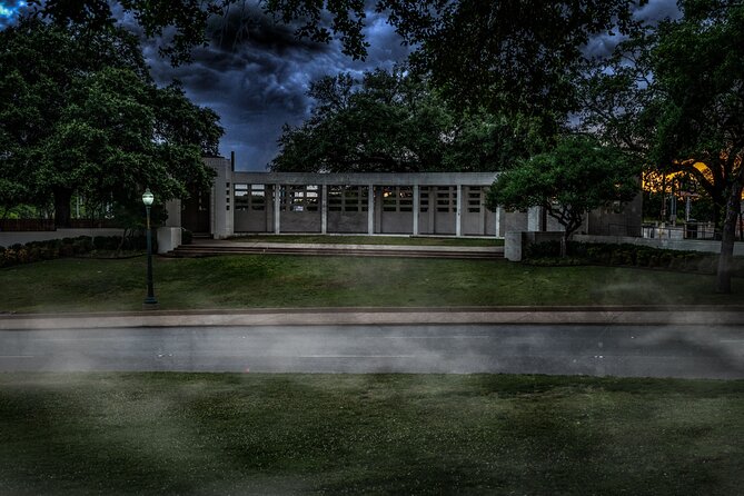 Deadly Dallas Ghost Tours: Blood, Bones, and Burials - A final building with voices in the night
