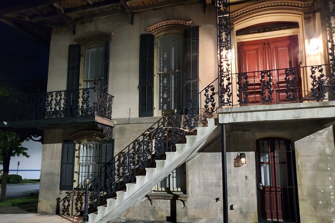Doctor Buzzard's Goodtime Ghost Tour - Conrad Aiken Home and Taylor Square