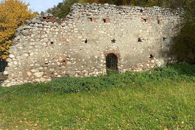 Dracula’s Tour – Vampires, Ghosts and Haunted Places in Bran - Stops 1 to 4: lovers, treasure, and a haunted barn