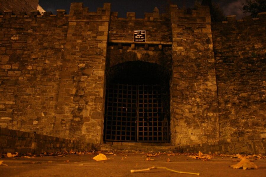 Dublin's Haunted History Walking Tour - A history tour with supernatural seasoning