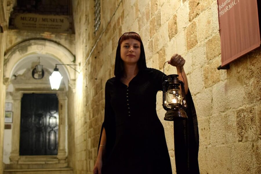 Dubrovnik: Ghosts and Mysteries Walking Tour - Gradac Park and Dubrovnik’s public memories