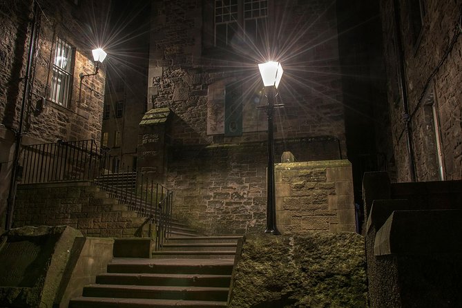 Edinburgh 2 Hour Nighttime Ghost Tour Italian Tour Guide - Who will enjoy this walk most?