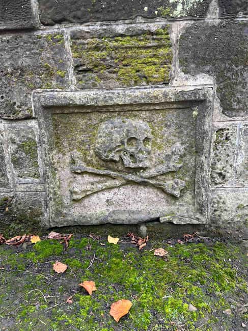Edinburgh's Dark History Walking Tour - Key points to know before booking