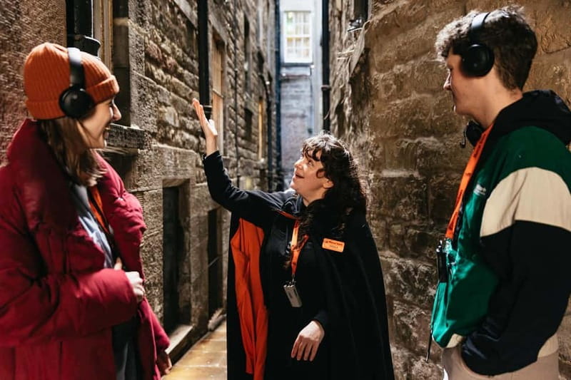 Edinburgh: Underground Vaults Evening Ghost Tour with Whisky - Why the Blair Street Vaults make this tour different
