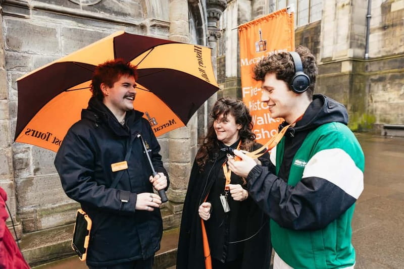 Edinburgh: Underground Vaults Evening Ghost Tour with Whisky - Meeting the Storyteller at Mercat Cross