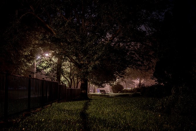 Embers of the Windy City: Chilling Chicago Ghost Tours - Oz Park and the darker side of Emerald Gardens