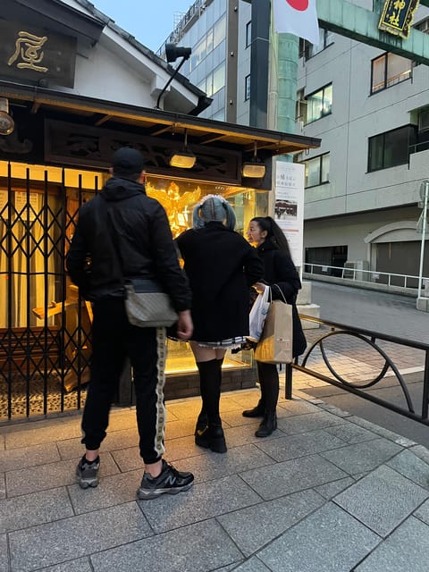 Expert Anime Guide in Akihabara with a maid witch - Meeting a maid witch at Tamashii Nations