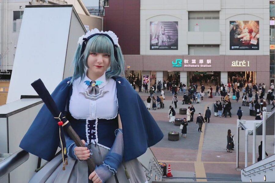 Expert Anime Guide in Akihabara with a maid witch - Tamashii Nations and the figure-store side of Akihabara