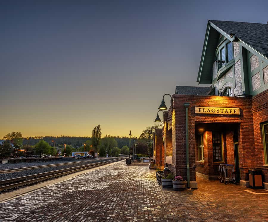 Flagstaff: Family Friendly Haunted Walking Tour - Rain, shoes, and the 90-minute walk