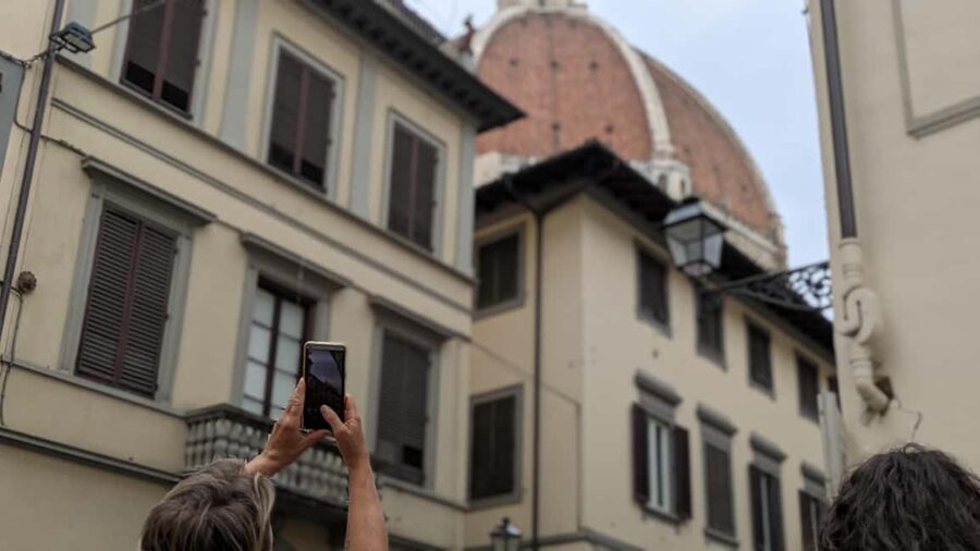 Florence Crimes, Murders & Ghosts Walking Tour with Tastings - A prosciutteria stop near the Duomo