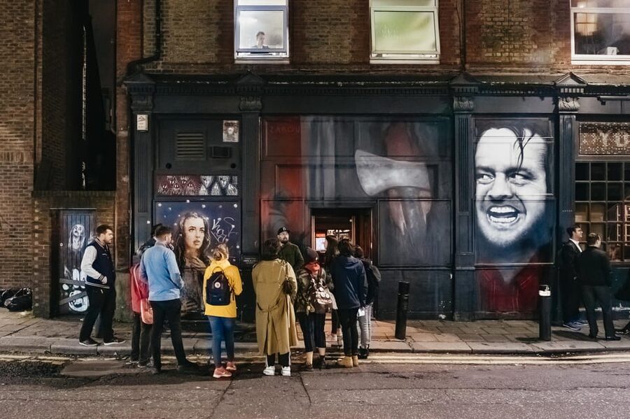 French Language : Original Jack the Ripper Tour - Whitechapel in 1888: poverty, fear, and crowded streets