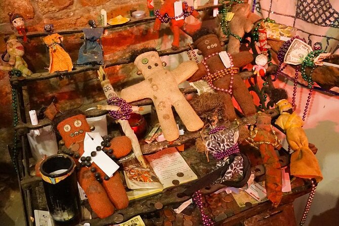 French Quarter Supernatural Ghost Hunt: Full Paranormal Lockdown - Paying Respect at Marie Laveau’s Former Home