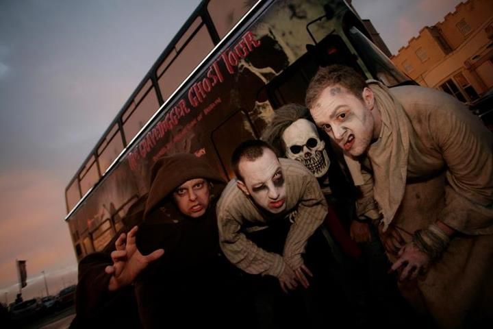 From Dublin: Gravedigger Ghost Bus Tour - Glasnevin Cemetery and the body-snatching stories