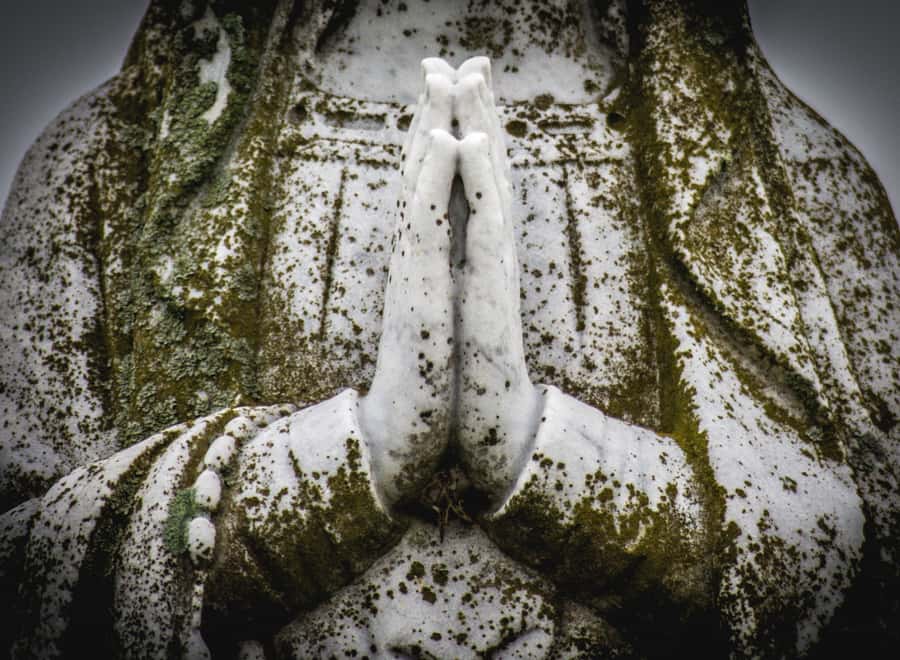 Galveston: Haunted Cemetery Tour - Why the cemetery setting changes the experience