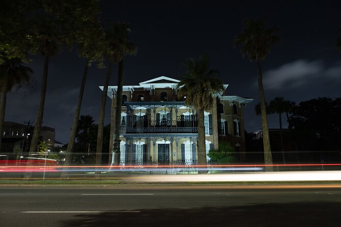 Galveston Shadows Ghost Tour Adventure - Why this Galveston ghost walk works