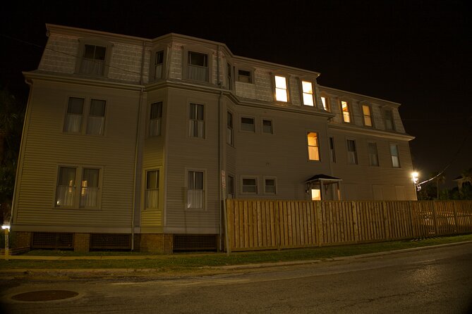 Galveston Shadows Ghost Tour Adventure - Paranormal stories along Avenue M