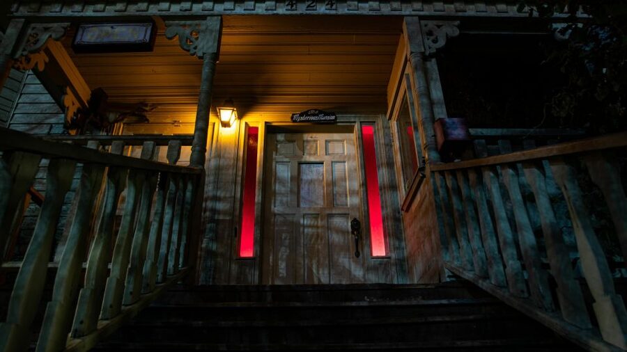 Gatlinburg Ghost Tours: Gilded Age Graves and Ghouls - Looking for the Gatlinburg Witch