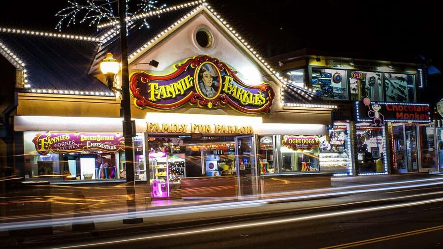 Gatlinburg Ghost Tours: Gilded Age Graves and Ghouls - Is this tour good for families?