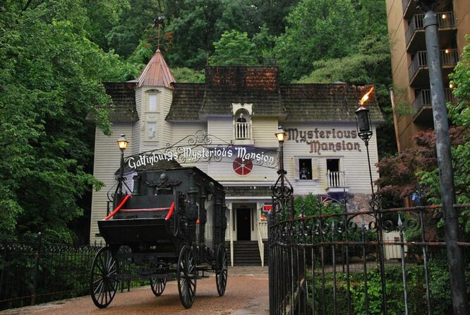 Gatlinburg Ghosts of The Smokies Most Haunted Tour - Key points to know before you go