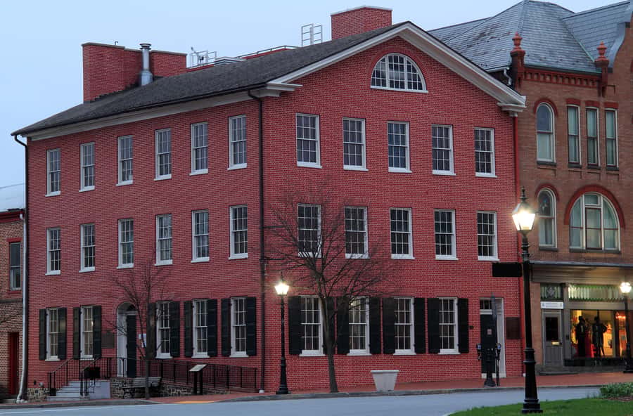 Gettysburg: Family-Friendly Guided Ghost Tour - Gettysburg’s ghosts are tied to a town at war