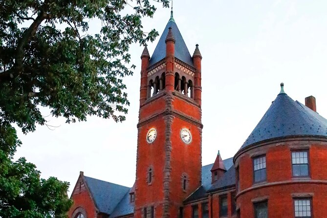 Gettysburg Haunted Tour by Bus - How the guides shape the evening
