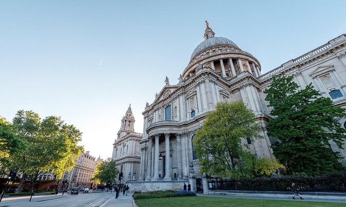 Ghastly Ghost Walking Tour in London - Why this London ghost walk works