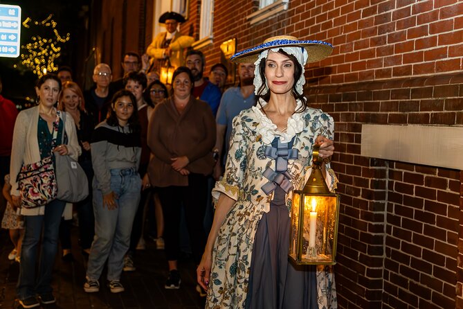 Ghost and Graveyard Tour - Storytelling: The Real Make-or-Break Factor