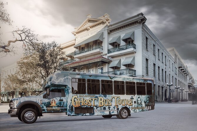 Ghost Bus Pub Crawl - What the bus adds to the evening