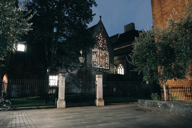 Ghost, Ghouls and Gallows Tour : Guided Tour with Boat Ride - The Thames boat ride changes the mood