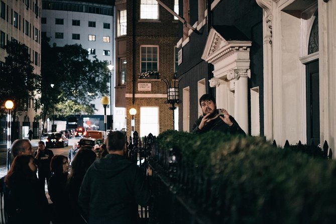 Ghost, Ghouls and Gallows Tour : Guided Tour with Boat Ride - St. James’s Palace and the final stories