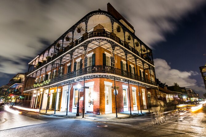 Ghost Hunt in New Orleans: Quest Experience - Muriel’s and the return to Jackson Square area