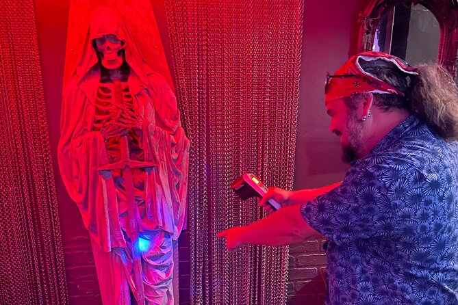 Ghost Investigation Tours with Interactive Paranormal Experience - What the guide adds