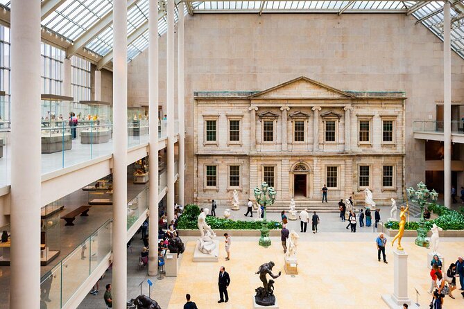 Ghost Stories: A Mysterious, Macabre Tour in the Metropolitan Museum - Key points at a glance