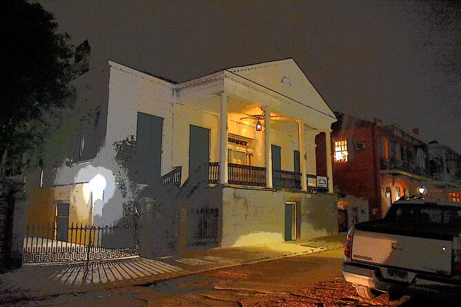 Ghost Stories and True Crime Walking Tour of the French Quarter - Royal Street: Antiques, Courtyards, and Scandal