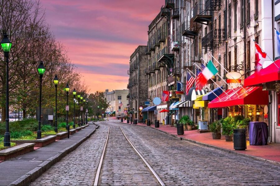 Ghost Tour Featuring The Savannah Paranormal Museum - The interactive performance and scare level