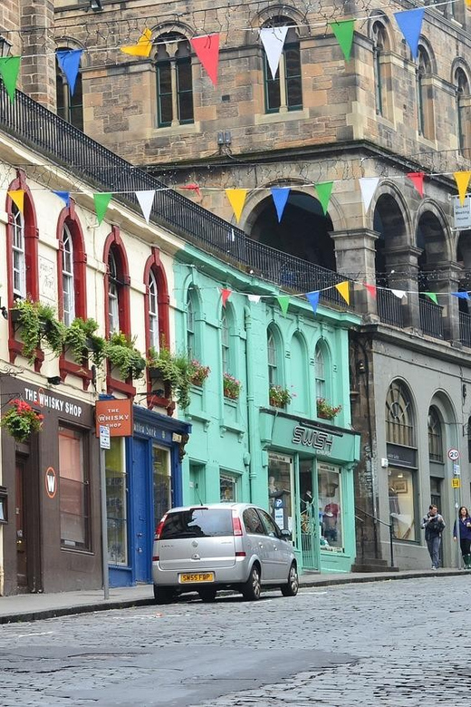 Ghost Tour in Edinburgh - The Royal Mile: Edinburgh’s great story corridor