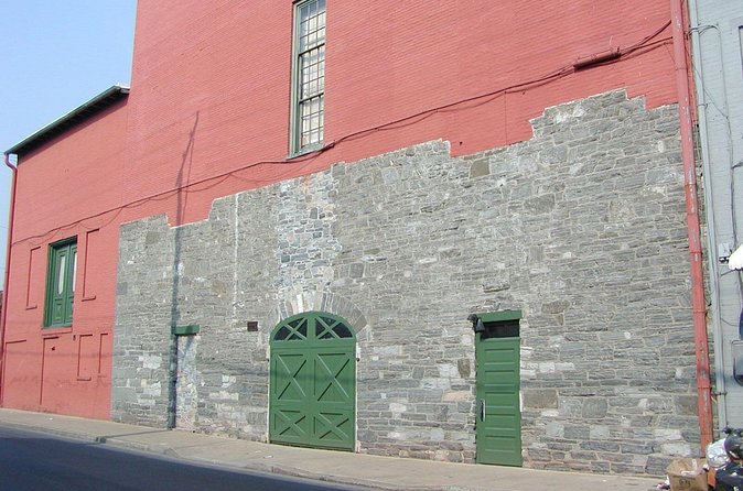 Ghost Tour of Lancaster - The guide makes or breaks the evening