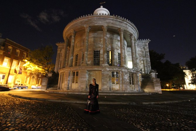 Ghost Tour of Philadelphia by Candlelight - Why Philadelphia works so well after dark