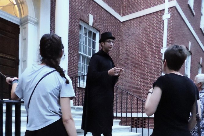Ghost Tour of Philadelphia by Candlelight - What the guides do best