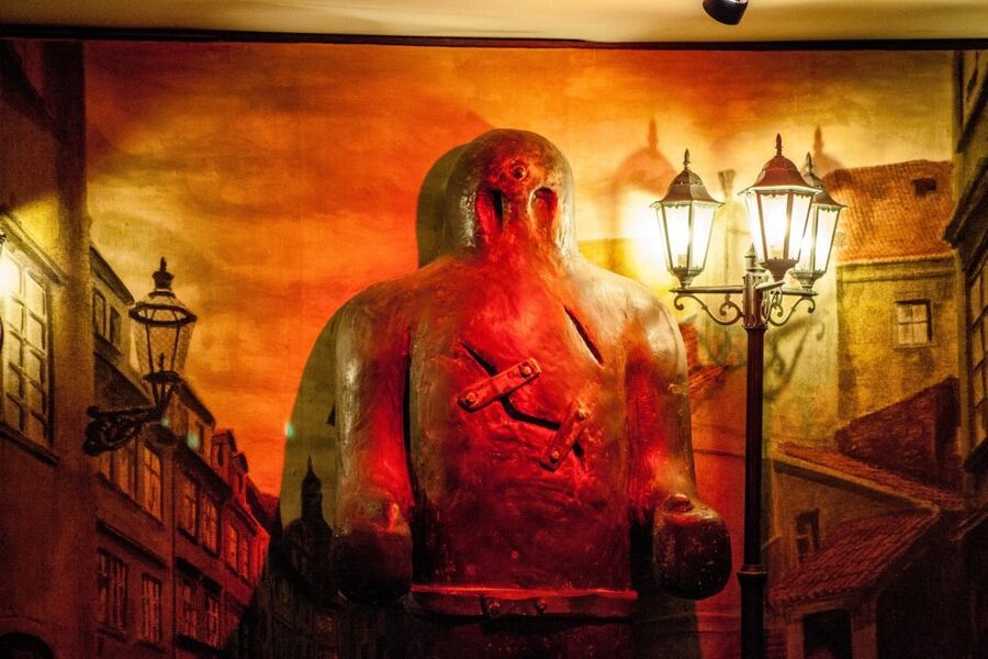 Ghost Walking Tour of Prague - What the guide can make or break