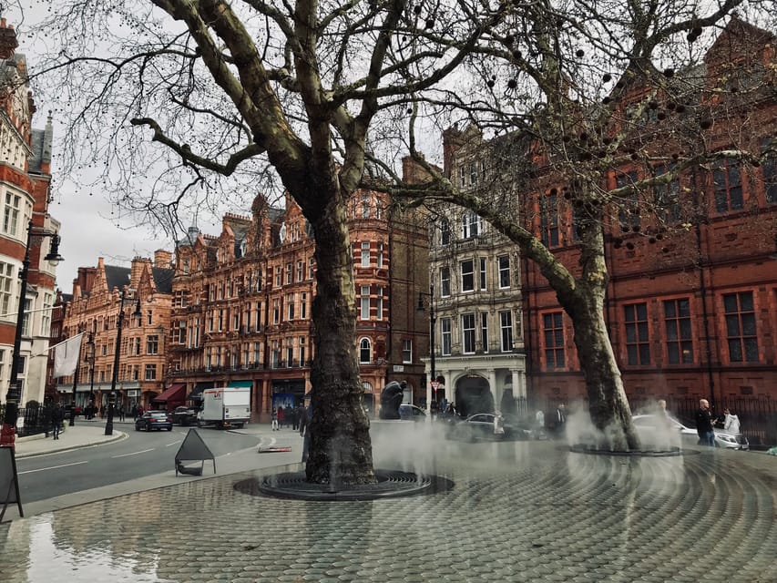 Ghosts and Legends of Mayfair Walking Tour - London - Fortnum & Mason, the Ritz, and elegant streets after dark