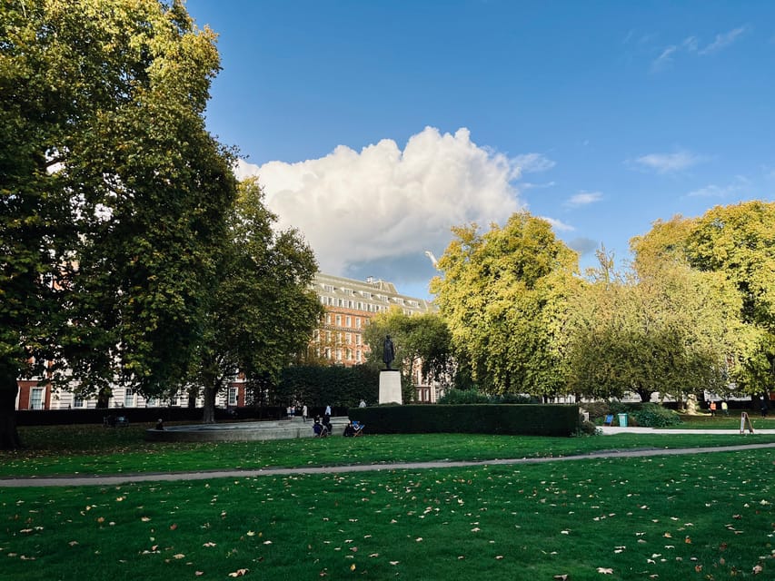 Ghosts and Legends of Mayfair Walking Tour - London - Green Park and the science behind ghost sightings