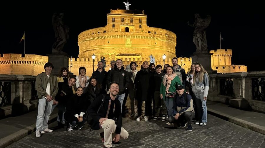 Ghosts, Legends & Mysteries of Rome Tip-Based Walking Tour - Witches, heretics, and Rome’s machinery of punishment