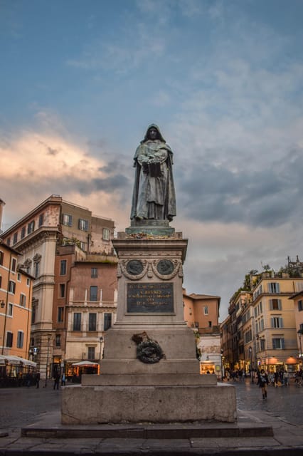 Ghosts, Legends & Mysteries of Rome Tip-Based Walking Tour - The Fountain of the Mask
